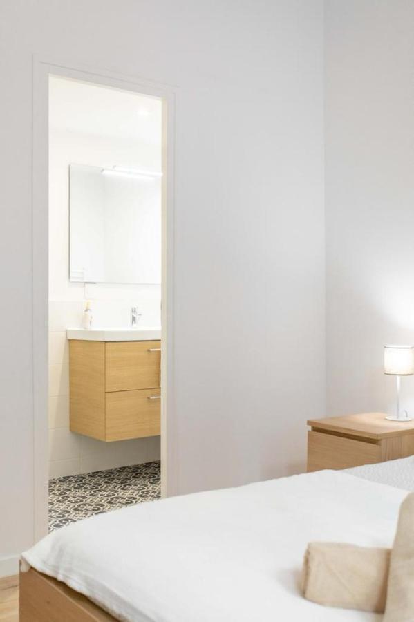 Grand T4 Avec 3Sdb - Quartier Joliette - Ideal Familles Et Groupes Marseille Bagian luar foto