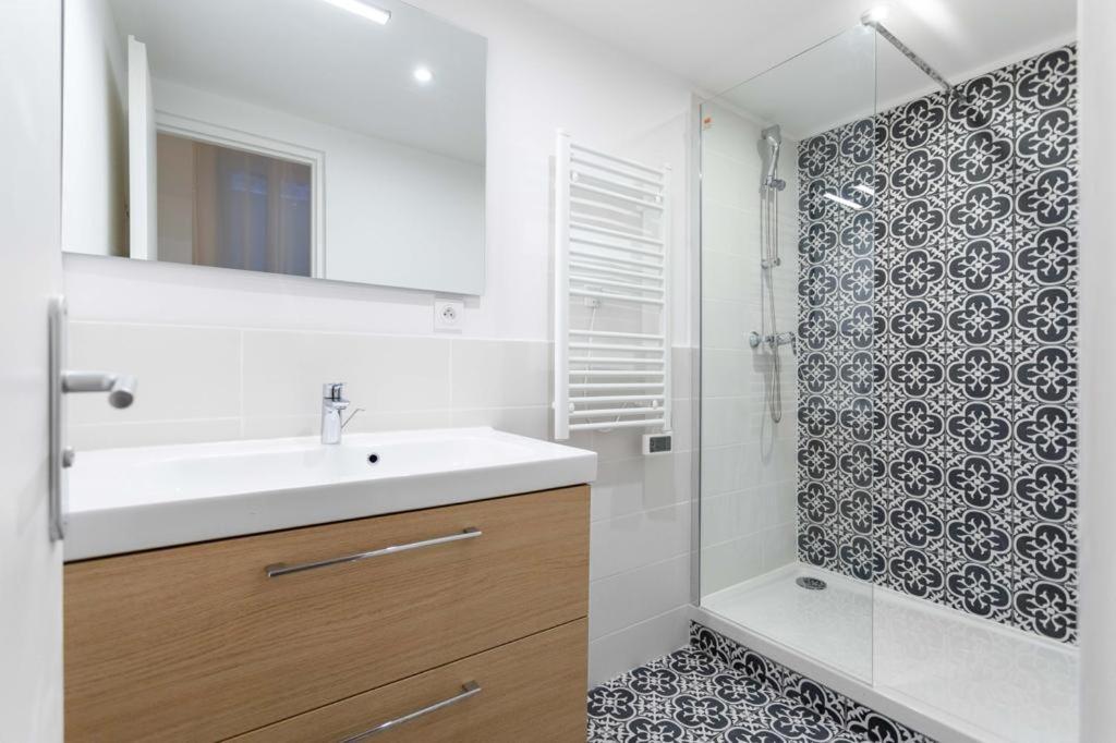 Grand T4 Avec 3Sdb - Quartier Joliette - Ideal Familles Et Groupes Marseille Bagian luar foto